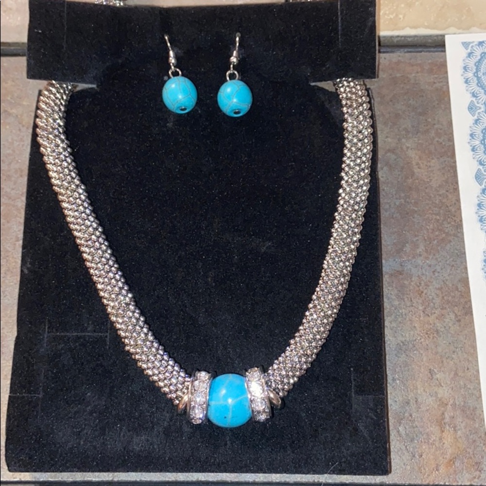 Turquoise and Silver Necklace with Matching Earrings
